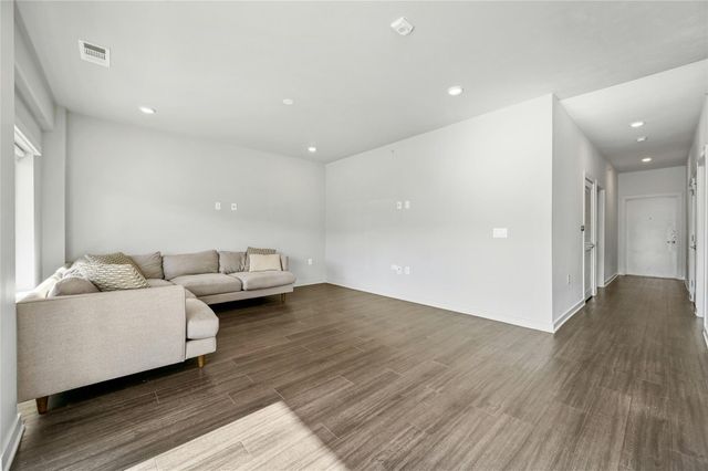 4361 S Congress Ave 129, Austin, TX 78745