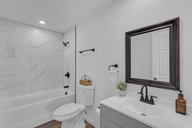 4534 N Fairgreen Drive, Dayton, OH 45416