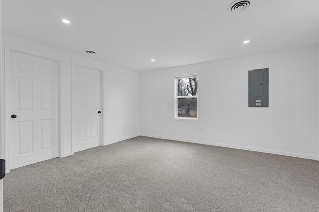 4534 N Fairgreen Drive, Dayton, OH 45416