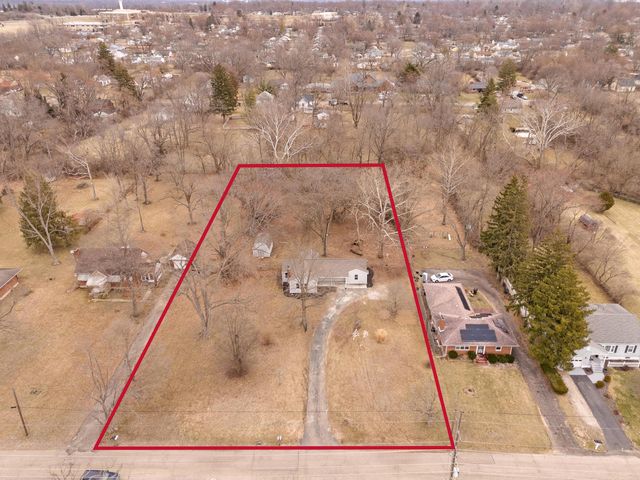 4534 N Fairgreen Drive, Dayton, OH 45416