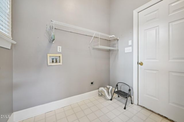 124 Kingsport Road, Holly Springs, NC 27540