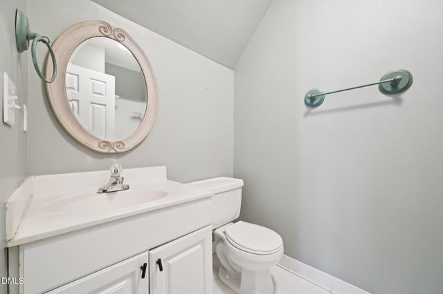 124 Kingsport Road, Holly Springs, NC 27540