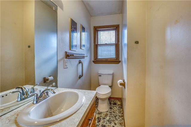 365 Marion County 6032, Yellville, AR 72687