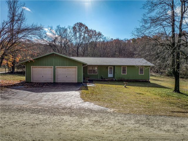 365 Marion County 6032, Yellville, AR 72687