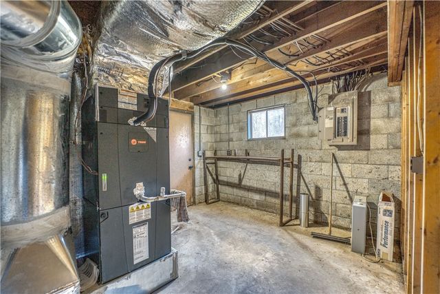 365 Marion County 6032, Yellville, AR 72687