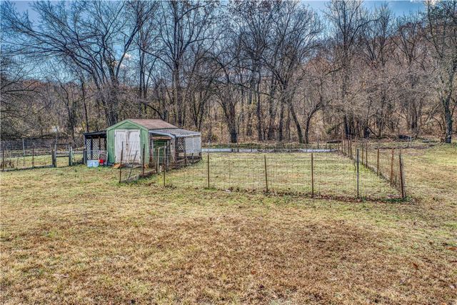 365 Marion County 6032, Yellville, AR 72687