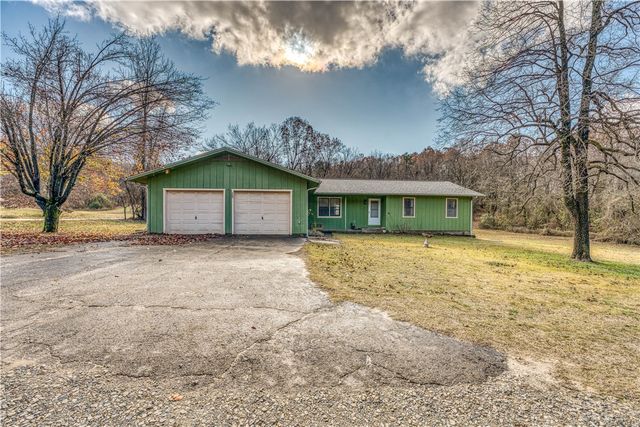 365 Marion County 6032, Yellville, AR 72687