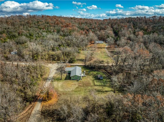 365 Marion County 6032, Yellville, AR 72687