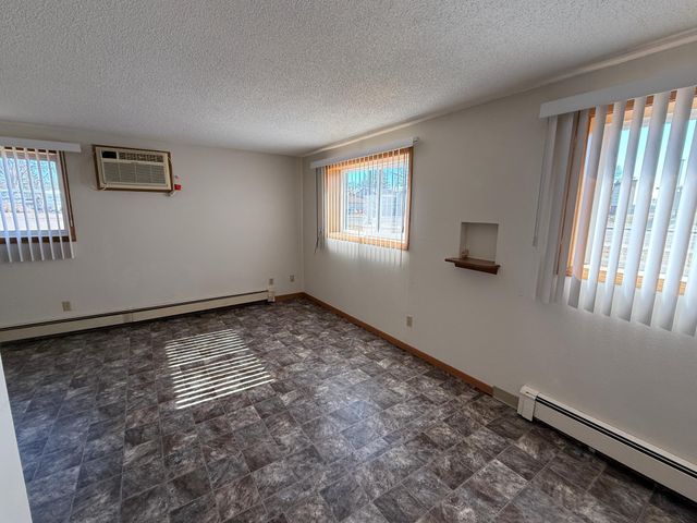 510 Main Street N, Isle, MN 56386