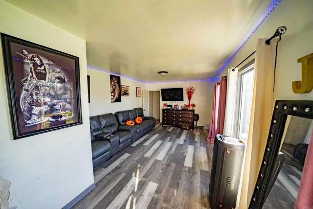 7513 Pivot Street, Downey, CA 90241