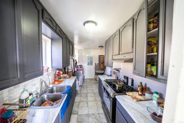 7513 Pivot Street, Downey, CA 90241