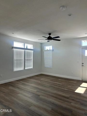 1585 Cherry 100, Oxnard, CA 93033