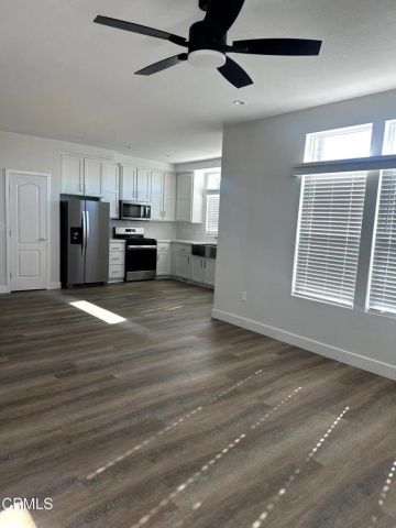 1585 Cherry 100, Oxnard, CA 93033