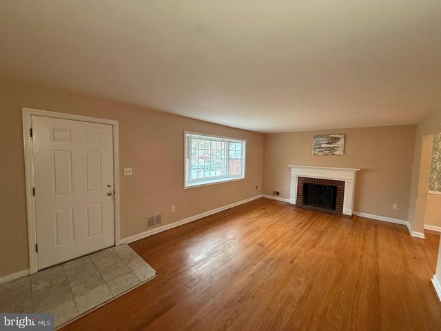 7804 TEMPLE ST, Hyattsville, MD 20783