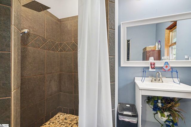 113 Ernestine Hayes Road, Pickens, SC 29671