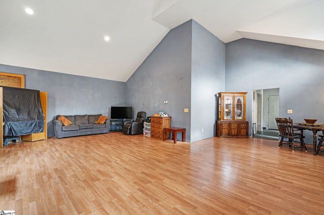 113 Ernestine Hayes Road, Pickens, SC 29671