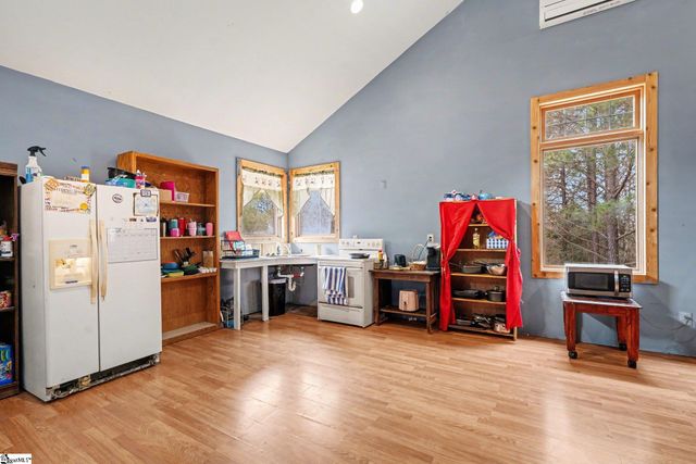 113 Ernestine Hayes Road, Pickens, SC 29671