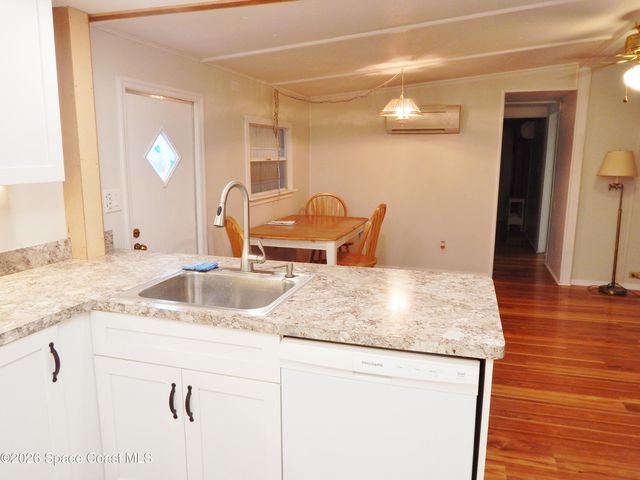 1328 Turkey Creek Drive NE, Palm Bay, FL 32905