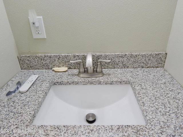 1328 Turkey Creek Drive NE, Palm Bay, FL 32905