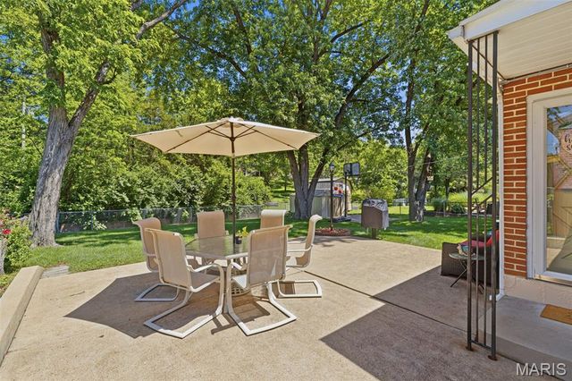 9540 Hale Drive, Affton, MO 63123