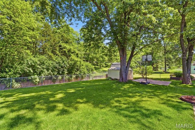9540 Hale Drive, Affton, MO 63123