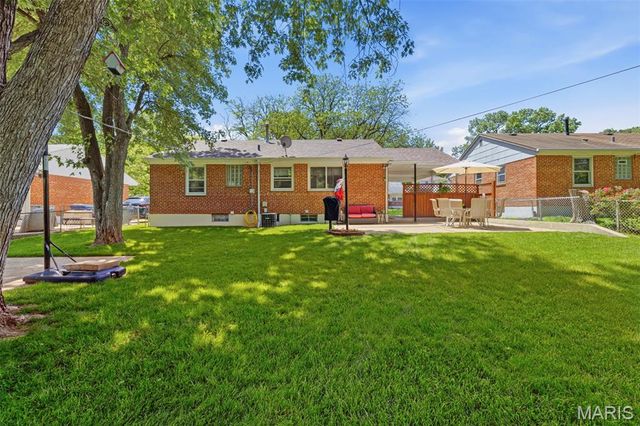 9540 Hale Drive, Affton, MO 63123
