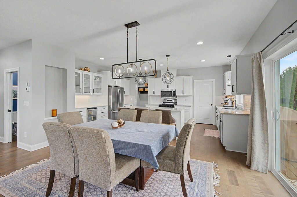 6694 Lakeview Circle NE, Albertville, MN 55301 — photo 4