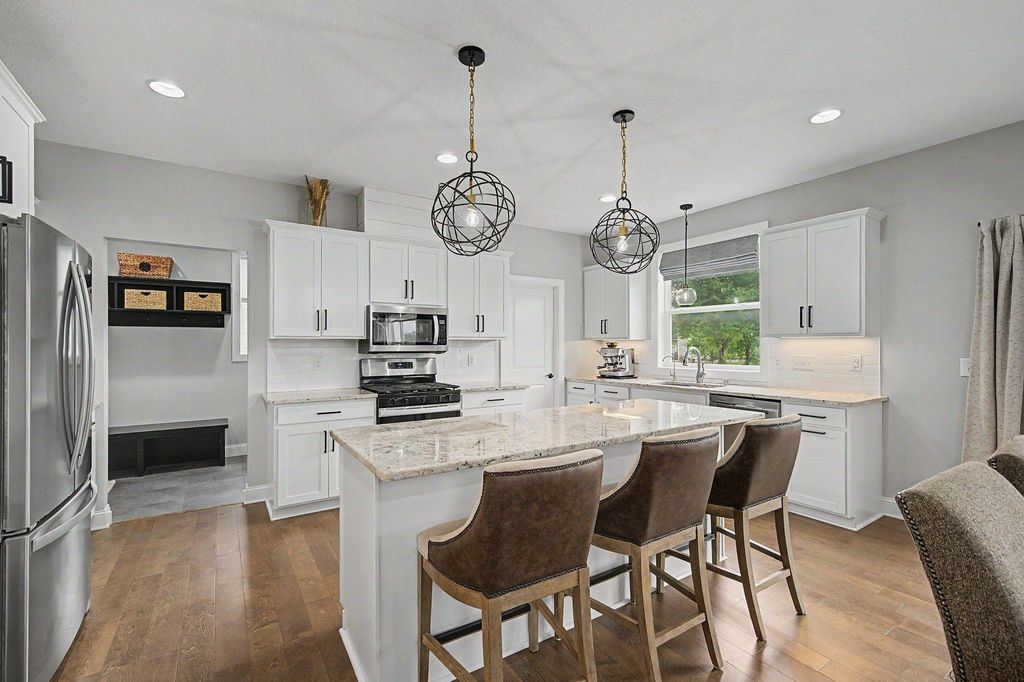 6694 Lakeview Circle NE, Albertville, MN 55301 — photo 5