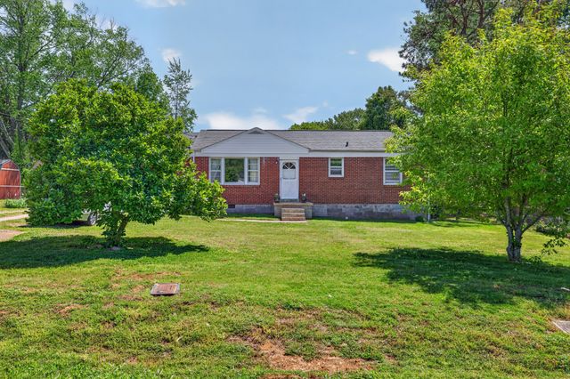 217 Walnut Dr, Franklin, TN 37064