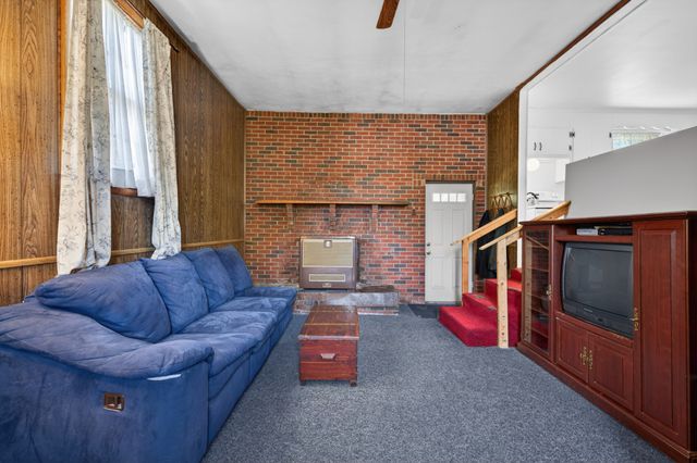 217 Walnut Dr, Franklin, TN 37064