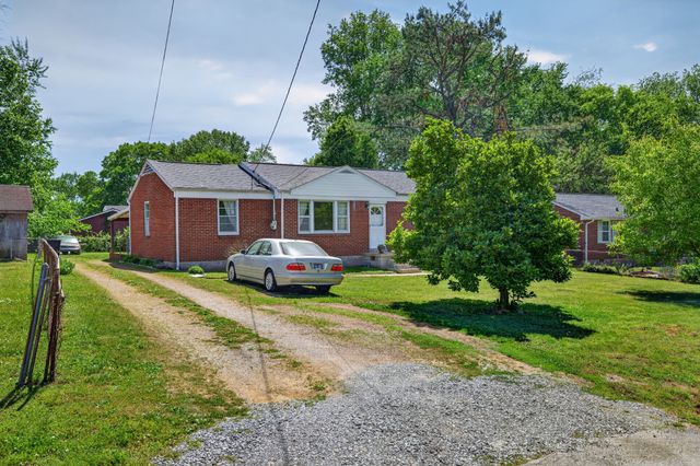 217 Walnut Dr, Franklin, TN 37064