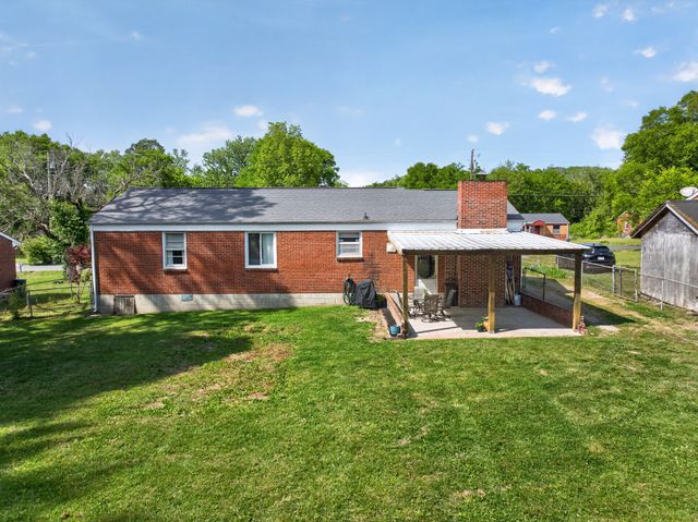 217 Walnut Dr, Franklin, TN 37064