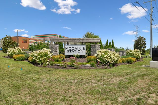 1021 Clendening Dr, Gallatin, TN 37066