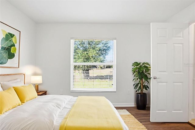 18804 FOREST GLEN COURT, Tampa, FL 33647