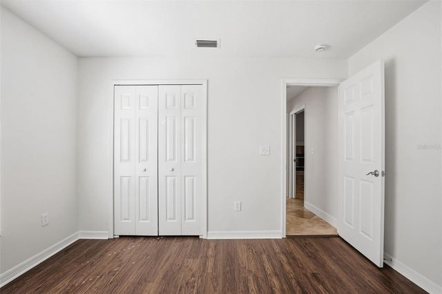 18804 FOREST GLEN COURT, Tampa, FL 33647