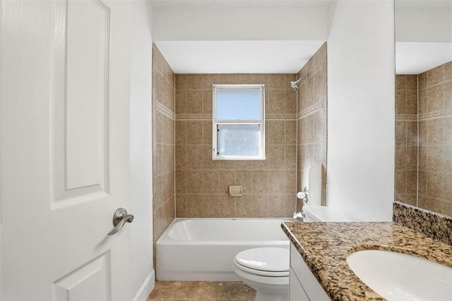 18804 FOREST GLEN COURT, Tampa, FL 33647