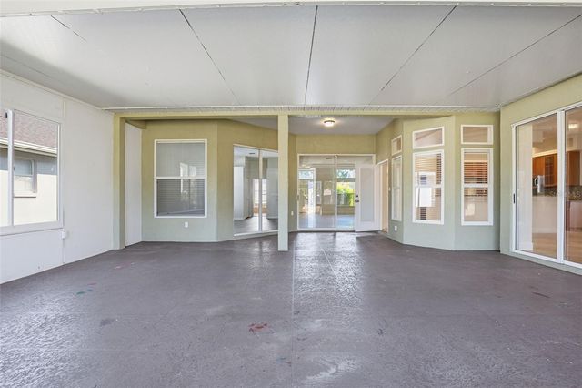 18804 FOREST GLEN COURT, Tampa, FL 33647