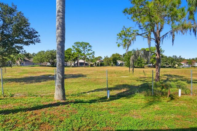 18804 FOREST GLEN COURT, Tampa, FL 33647