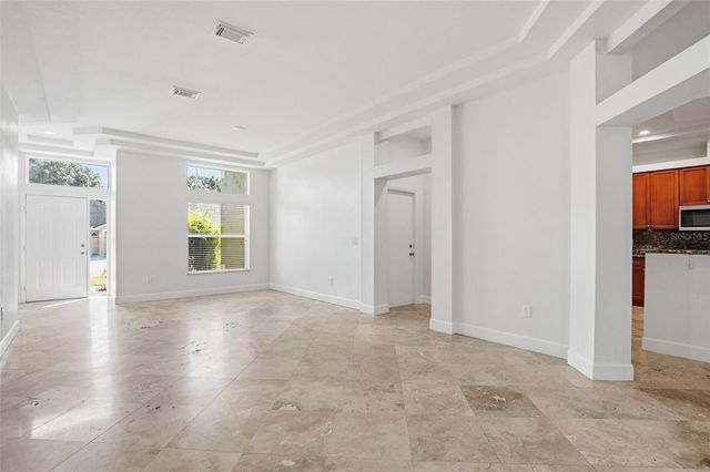 18804 FOREST GLEN COURT, Tampa, FL 33647