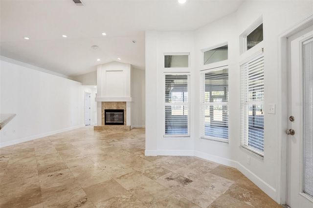 18804 FOREST GLEN COURT, Tampa, FL 33647