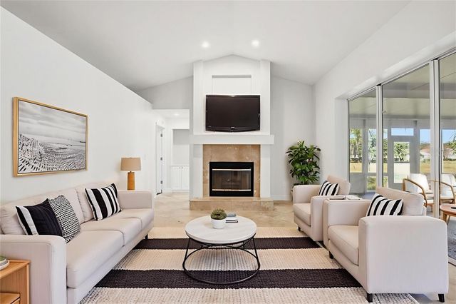 18804 FOREST GLEN COURT, Tampa, FL 33647