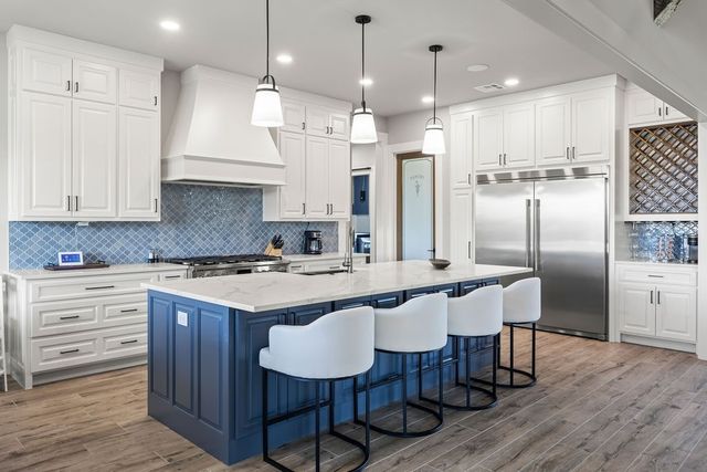 18700 Knabenschuh Drive, Garfield, AR 72732