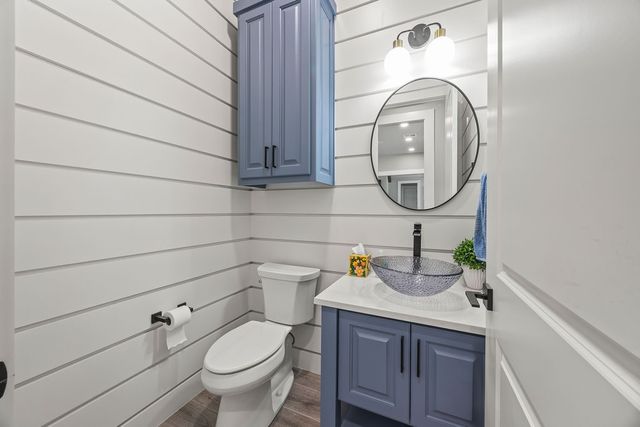 18700 Knabenschuh Drive, Garfield, AR 72732