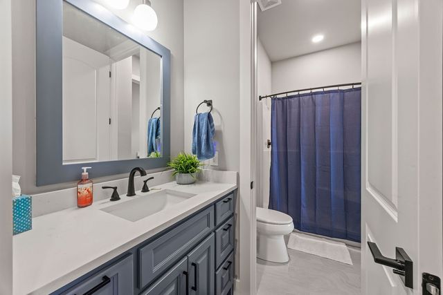 18700 Knabenschuh Drive, Garfield, AR 72732