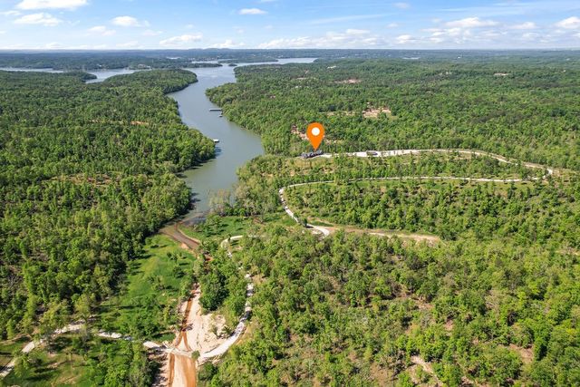 18700 Knabenschuh Drive, Garfield, AR 72732