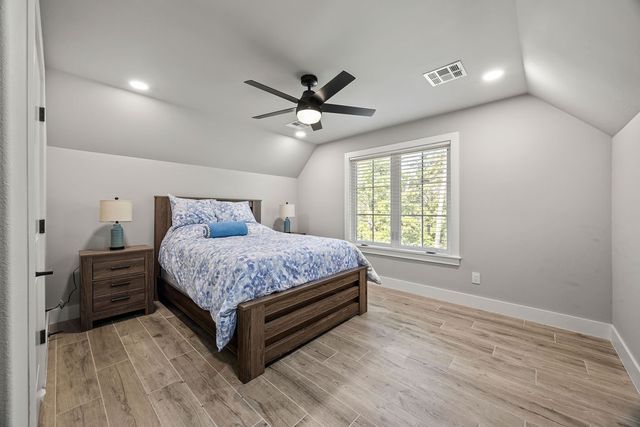 18700 Knabenschuh Drive, Garfield, AR 72732