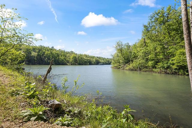 18700 Knabenschuh Drive, Garfield, AR 72732