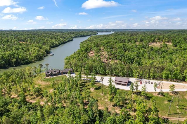 18700 Knabenschuh Drive, Garfield, AR 72732