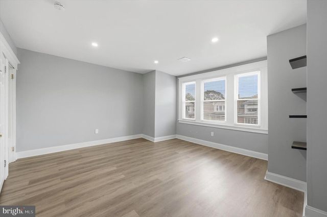 5657 FLORENCE AVE, Philadelphia, PA 19143