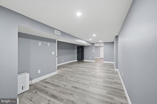 5657 FLORENCE AVE, Philadelphia, PA 19143